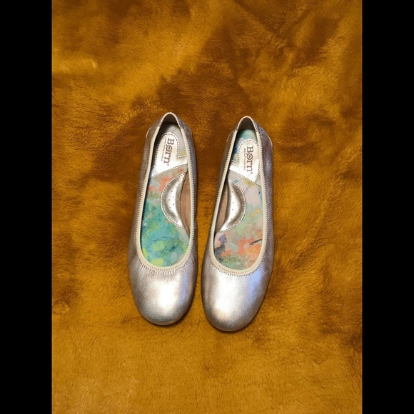 Born Shoes - Born • Silver Flats